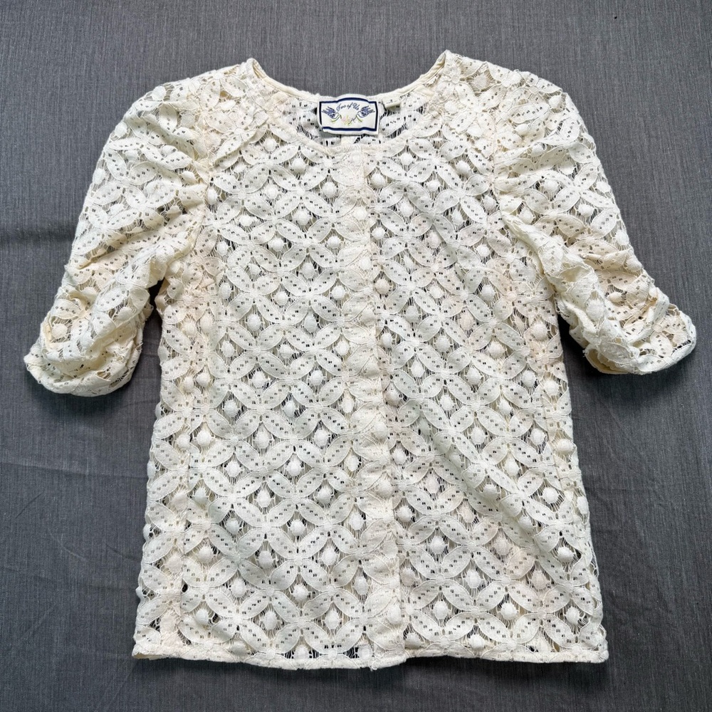 Anthropologie Two Of Us Lace Ruched Sleeve Ivory Short Sleeve Blouse Sz 2 Womens